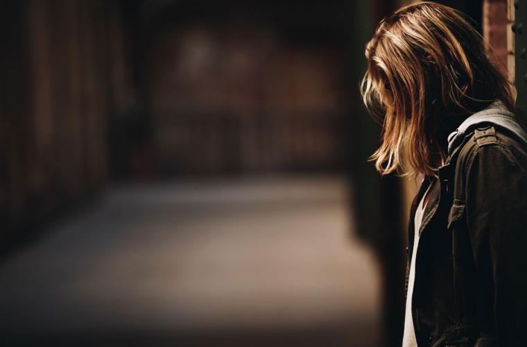 Survivor of domestic abuse 940x640